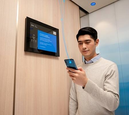 Cung cấp thông tin và giải trí với màn hình đa phương tiện