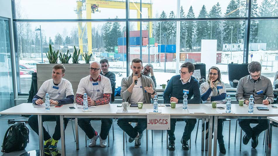 Caution! Hackers at work - Judges