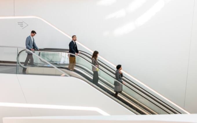 KONE giúp bạn di chuyển an toàn hơn